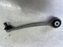 Carica l&#39;immagine nel visualizzatore di Gallery, 8W0407505F Braccio oscillante anteriore DESTRO superiore anteriore per Audi A4 A5 2.0 TDI 2020 - SPEDIZIONE INCLUSA
