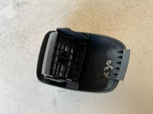 Carica l&#39;immagine nel visualizzatore di Gallery, A4518300054 Bocchetta aria cruscotto lato guida per Smart Fortwo 451 2010 - SPEDIZIONE INCLUSA
