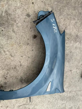 Carica l&#39;immagine nel visualizzatore di Gallery, 631017245R PARAFANGO ANTERIORE SX SINISTRO DACIA SANDERO I (B90) (2008&gt;2012) - SPEDIZIONE INCLUSA
