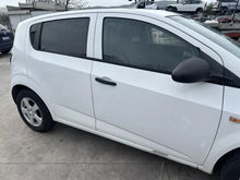 Carica l&#39;immagine nel visualizzatore di Gallery, PORTA PORTIERA SPORTELLO ANTERIORE DESTRA CHEVROLET AVEO 2013 - SPEDIZIONE INCLUSA
