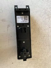 Carica l&#39;immagine nel visualizzatore di Gallery, AM5T14A132BB AM5T14A132BB comando alzacristalli anteriore sinistro per FORD C-MAX 2014 - SPEDIZIONE INCLUSA
