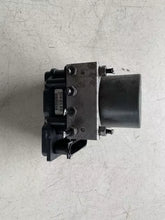Load image into Gallery viewer, 46802215 CENTRALINA POMPA ABS FIAT PANDA 169 2003 2012 025231312 0265800306 - SPEDIZIONE INCLUSA
