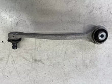 Carica l&#39;immagine nel visualizzatore di Gallery, 8W0407505F Braccio oscillante anteriore DESTRO superiore anteriore per Audi A4 A5 2.0 TDI 2020 - SPEDIZIONE INCLUSA
