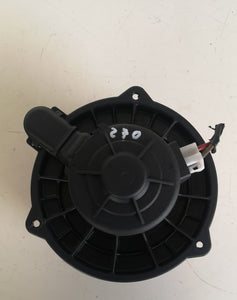 F00S330024 MOTORINO VENTOLA VENTILAZIONE ABITACOLO HYUNDAI I10 I 10 1.1 B 50kw  2013 -SPEDIZIONE INCLUSA -