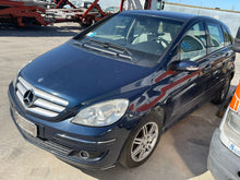 Load image into Gallery viewer, Ricambi Mercedes Classe B 180 2.0 cdi 80kw 2007 sigla motore 640940
