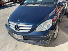 Load image into Gallery viewer, Ricambi Mercedes Classe B 180 2.0 cdi 80kw 2007 sigla motore 640940
