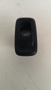 8A6T-14529-AA COMANDO PULSANTE ALZAVETRO CRISTALLO POSTERIORE FORD FIESTA 2010 - SPEDIZIONE INCLUSA -