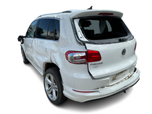 Load image into Gallery viewer, &gt; Ricambi VOLKSWAGEN TIGUAN R LINE 2.0 103KW CFF  2012
