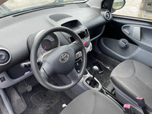 Load image into Gallery viewer, RICAMBI TOYOTA AYGO 1.0 B ANNO 2010
