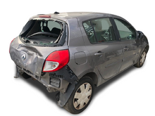 Load image into Gallery viewer, Ricambi Renault Clio 3 1.5 dci 55kw k9k 67 2012
