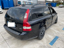 Load image into Gallery viewer, &gt; Ricambi VOLVO V50 SW 2.0 100KW 5P D 6M (2006
