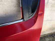 Load image into Gallery viewer, PORTA POSTERIORE SINISTRA CHEVROLET AVEO 2013--SPEDIZIONE INCLUSA IN TUTTA ITALIA
