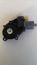 Load image into Gallery viewer, 8A61-14553-A 01308224 MOTORINO ALZA VETRO CRISTALLO ANTERIORE DESTRO FORD FIESTA - SPEDIZIONE INCLUSA -
