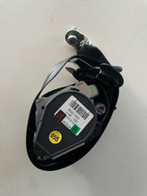 Load image into Gallery viewer, 602213300 CINTURA SICUREZZA ANTERIORE DESTRA DX RH VW GOLF 5 1.9 D 2006 - SPEDIZIONE INCLUSA
