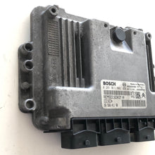 Carica l&#39;immagine nel visualizzatore di Gallery, 9656841180 0281011802 CENTRALINA MOTORE BOSCH ECU CITROEN XSARA PICASSO 1.6 HDI - SPEDIZIONE INCLUSA -
