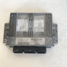 Carica l&#39;immagine nel visualizzatore di Gallery, 9646988680 9644625680 CENTRALINA MOTORE ECU PEUGEOT 206 1.4 B - SPEDIZIONE INCLUSA -
