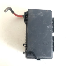 Charger l&#39;image dans la galerie, 13217392 EF CENTRALINA SCATOLA FUSIBILI PORTAFUSIBILI OPEL CORSA D 1.2 B - SPEDIZIONE INCLUSA -
