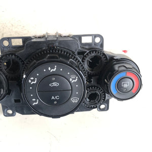 -- 8A6118549 CENTRALINA GRUPPO DI COMANDO CLIMA FORD FIESTA 1.6 D 2010 - SPEDIZIONE INCLUSA