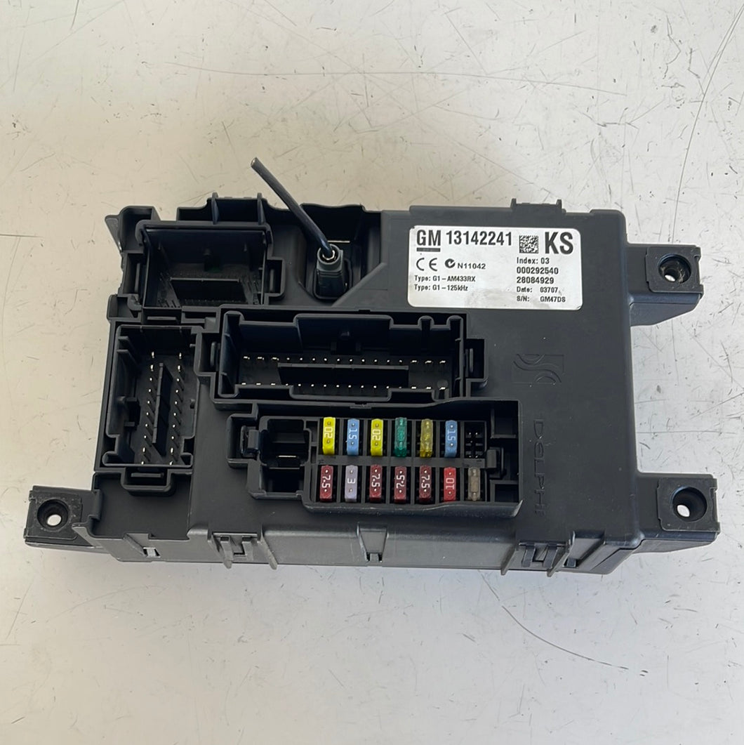 13142241 28084929 CENTRALINA BODY COMPUTER BCM OPEL CORSA D DAL 2006 AL 2014 - SPEDIZIONE INCLUSA -