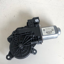 Load image into Gallery viewer, 6Q2959801E MOTORINO ALZAVETRO ANTERIORE DESTRO DX VOLKSWAGEN POLO 2008 - SPEDIZIONE INCLUSA
