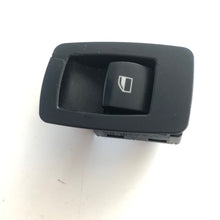 Charger l&#39;image dans la galerie, 6935534 COMANDO PULSANTE ALZAVETRO ALZA VETRO ANT DESTRO DX RH BMW 320 E90 2006 - SPEDIZIONE INCLUSA
