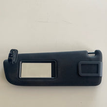 Charger l&#39;image dans la galerie, 4F0857551 PANTINA ALETTA PARASOLE ANTERIORE SINISTRA GUIDA SX LH AUDI A6 4F 2006 - SPEDIZIONE INCLUSA
