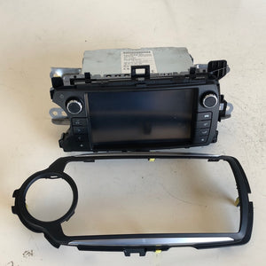 86140-0D200 AUTORADIO NAVIGATORE GPS TOYOTA YARIS HYBRID 1.5 B 2014 - SPEDIZIONE INCLUSA