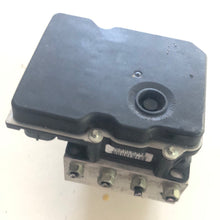 Load image into Gallery viewer, 0265230332 13282283 CENTRALINA POMPA AGGREGATO ABS BOSCH OPEL CORSA D 1.3 D 55KW - SPEDIZIONE INCLUSA -
