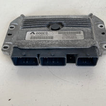 Carica l&#39;immagine nel visualizzatore di Gallery, 8200242405 8200283924 CENTRALINA MOTORE ECU RENAULT MEGANE 1.6 B - SPEDIZIONE INCLUSA -
