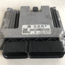 Carica l&#39;immagine nel visualizzatore di Gallery, 03C906056CB CENTRALINA MOTORE ECU BOSCH VOLKSWAGEN GOLF 5 V 1.6 B DAL 2006 - SPEDIZIONE INCLUSA -
