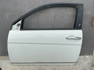 PORTA PORTIERA SPORTELLO SINISTRO SX LANCIA Y YPSILON 843 ANNO 2011 BIANCA SPEDIZIONE GRATUITA