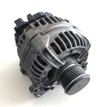 Carica l&#39;immagine nel visualizzatore di Gallery, 045903023 ALTERNATORE VOLKSWAGEN POLO 1.4 D 2002 - SPEDIZIONE INCLUSA -
