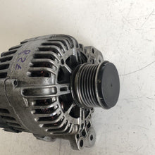 Carica l&#39;immagine nel visualizzatore di Gallery, 06F903023E TG11C017 2542730H ALTERNATORE VALEO SKODA RAPID 1.6 D 77 KW ANNO 2014 - SPEDIZIONE INCLUSA -
