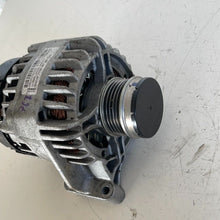 Carica l&#39;immagine nel visualizzatore di Gallery, 52003527 MS1012101082 ALTERNATORE DENSO ALFA ROMEO GIULIETTA 1.4 B - SPEDIZIONE INCLUSA -
