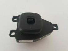 Charger l&#39;image dans la galerie, COMANDO Pulsante Tasto Regolazione Specchietti Mazda 3 BJ0E66600PE  SPEDIZIONE GRATUITA
