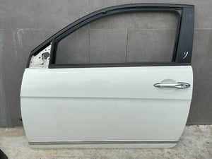 PORTA PORTIERA SPORTELLO SINISTRO SX LANCIA Y YPSILON 843 ANNO 2011 BIANCA SPEDIZIONE GRATUITA