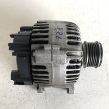 Carica l&#39;immagine nel visualizzatore di Gallery, 06F903023E TG11C017 2542730H ALTERNATORE VALEO SKODA RAPID 1.6 D 77 KW ANNO 2014 - SPEDIZIONE INCLUSA -
