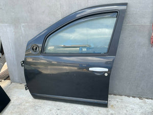 PORTA PORTIERA SPORTELLO ANTERIORE SINISTRA SX DACIA SANDERO B90 2008 2012 SPEDIZIONE GRATUITA