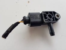 Charger l&#39;image dans la galerie, -- 0281006222 SENSORE DI PRESSIONE GAS DI SCARICO VOLKSWAGEN GOLF 7 1.6 D 2015 04L90051B - SPEDIZIONE INCLUSA -
