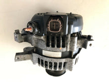 Carica l&#39;immagine nel visualizzatore di Gallery, 27060-0Y030 ALTERNATORE TOYOTA Yaris 1NRFE 1.3 B 73KW ANNO 2011 TG 104210-9290 - SPEDIZIONE INCLUSA -
