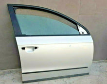 Load image into Gallery viewer, PORTA PORTIERA SPORTELLO ANTERIORE DESTRA DX VOLKSWAGEN PASSAT 3C 2005 2010 -- SPEDIZIONE INCLUSA --
