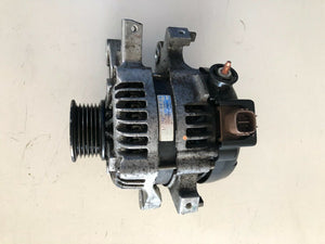 27060-0Y030 ALTERNATORE TOYOTA Yaris 1NRFE 1.3 B 73KW ANNO 2011 TG 104210-9290 - SPEDIZIONE INCLUSA -