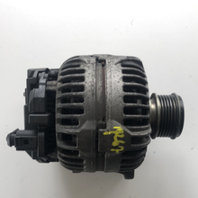 Carica l&#39;immagine nel visualizzatore di Gallery, 045903023A 0124515022 Alternatore Volkswagen Polo 1.4 tdi 120A 2006 - SPEDIZONE INCLUSA -
