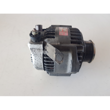 Charger l&#39;image dans la galerie, 27060-33040 ALTERNATORE TOYOTA YARIS VERSO 1.4 D 55KW 5M 5P (2004) - SPEDIZIONE INCLUSA -
