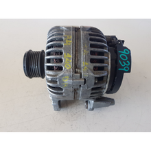 Load image into Gallery viewer, 06F903023J 0124525092 ALTERNATORE BOSCH AUDI A4 SW 2.0 103KW 5P D 6M (2006) - SPEDIZIONE INCLUSA -
